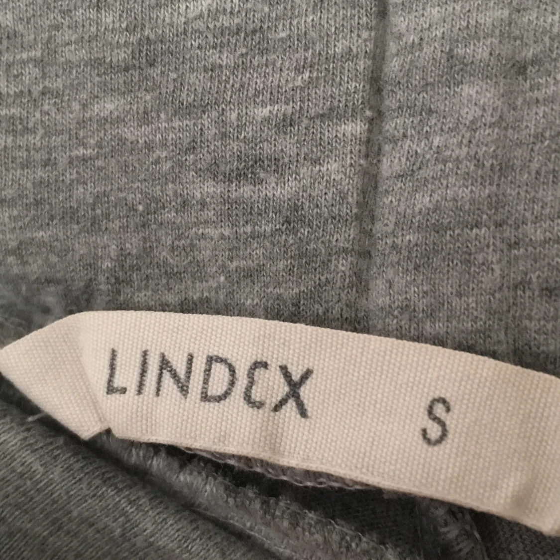 Grå mjukisbyxor - 91