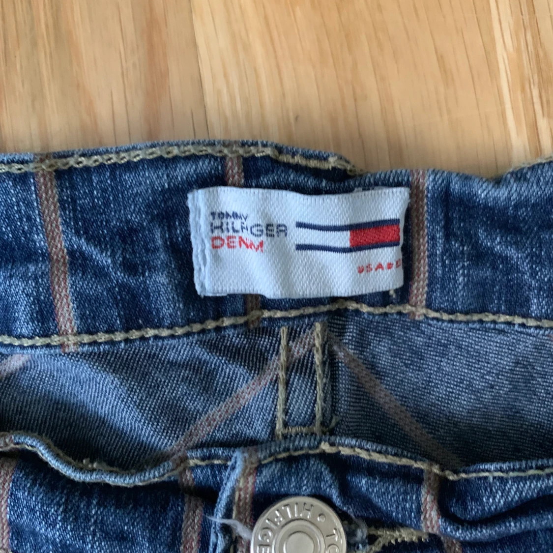 Tommy Hilfiger bootcut jeans! - 90