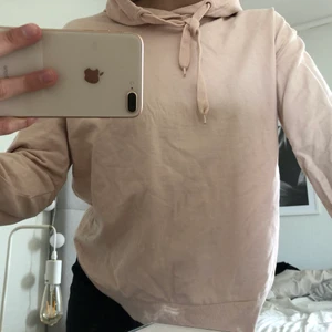 Hoodie - Ljusrosa/beighe hoodie, storlek XS🤩