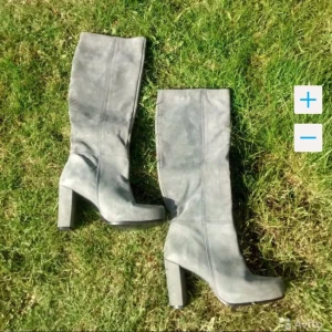  -  Helt nya jätte fina och sköna stövlar Tiger of Sweden. Storlek 38 (kanske 38.5). 