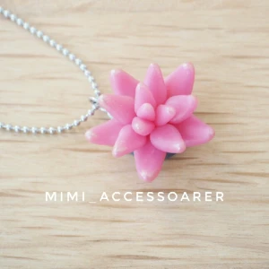  - handgjort halsband (pink succulent)