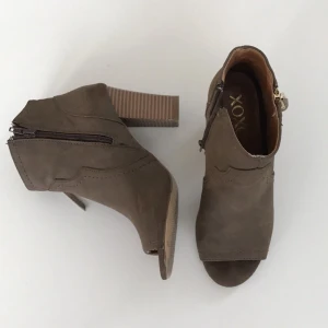  - Bruna Klackskor, använda 1 gång, köpta i New York