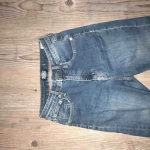  - As sköna jeans från Crocker. Högmidjade och stretchiga, sitter som en smäck!!!