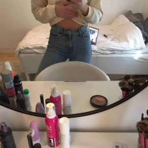  - jeans från mango, sköna och sitter väldigt bra , frakt ingår 