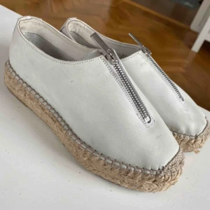  - Använda en gång, nypris 1000kr