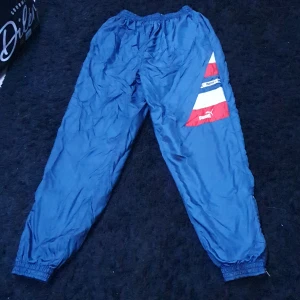 Vintage byxor - Vintage byxor, storlek 160, puma, pris kom med bud