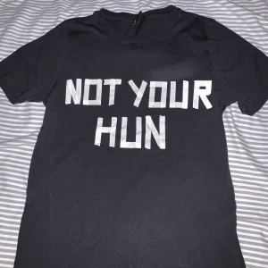 Tröja strl xs - Tröja i strl xs från Gina Tricot. Använd men är i fint skick.