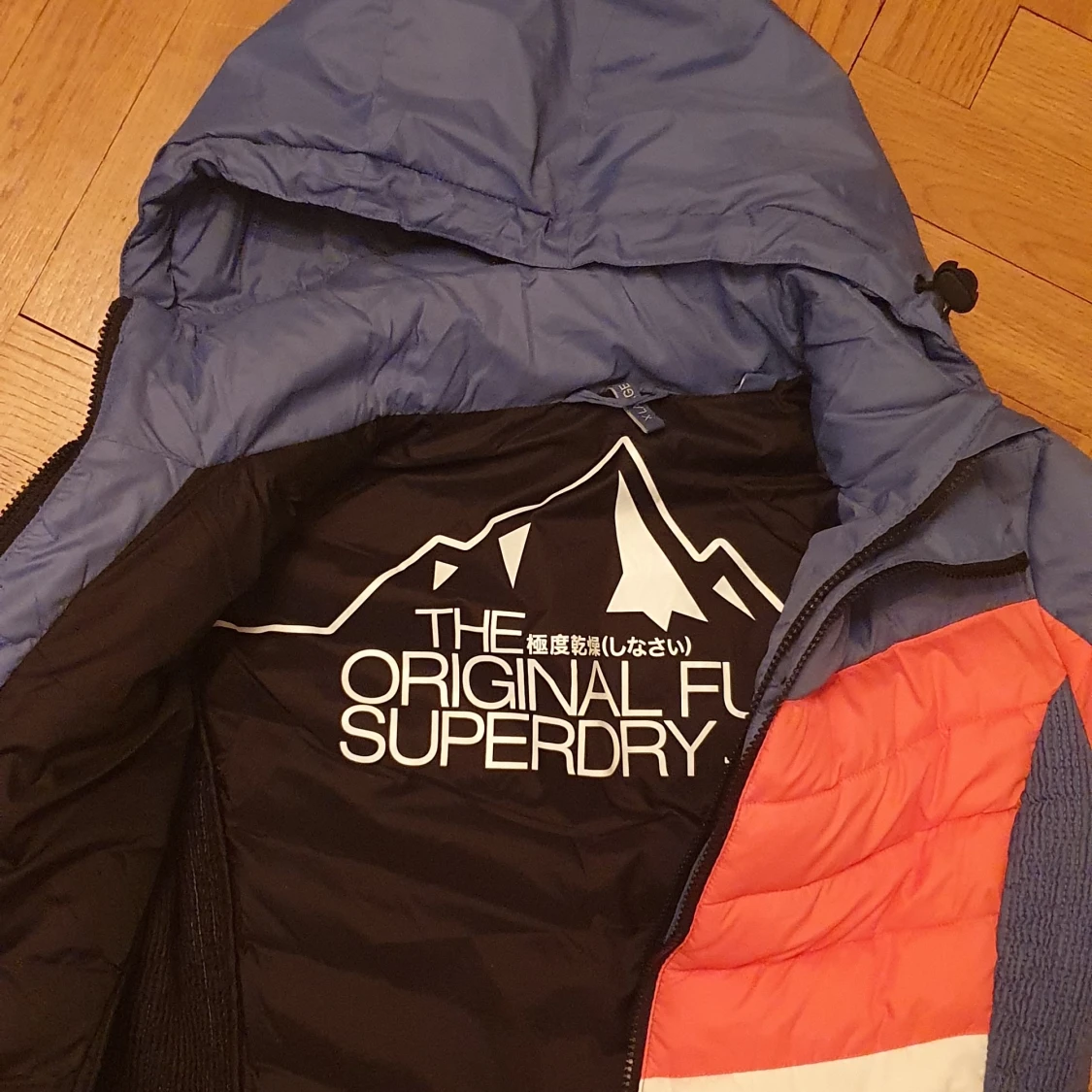 Dunjacka Superdry Storlek XL - 90