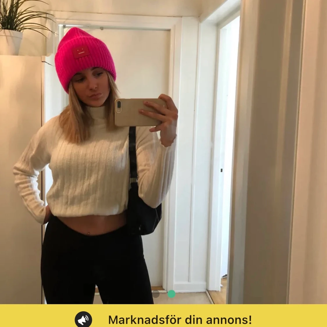 Acne mössa BYTE  - 90