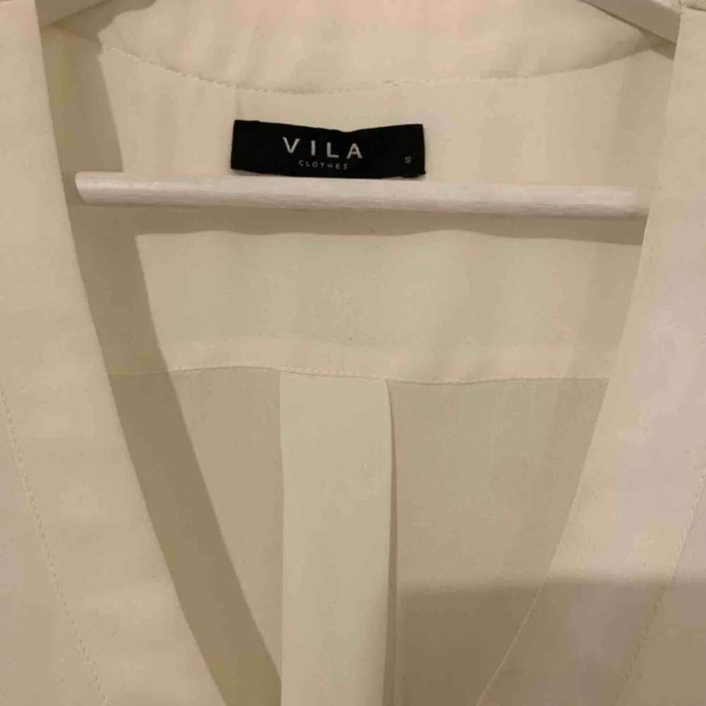 Nice top from Vila. Blusar.