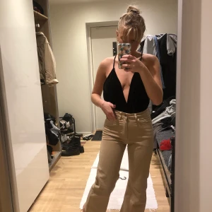 Carin Wester beiga byxor - Jag är 1.67