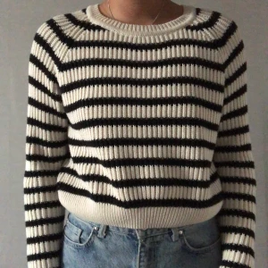 Stickat - Stickad tröja från Zara, använd sparsamt ❤️ postar spårbart