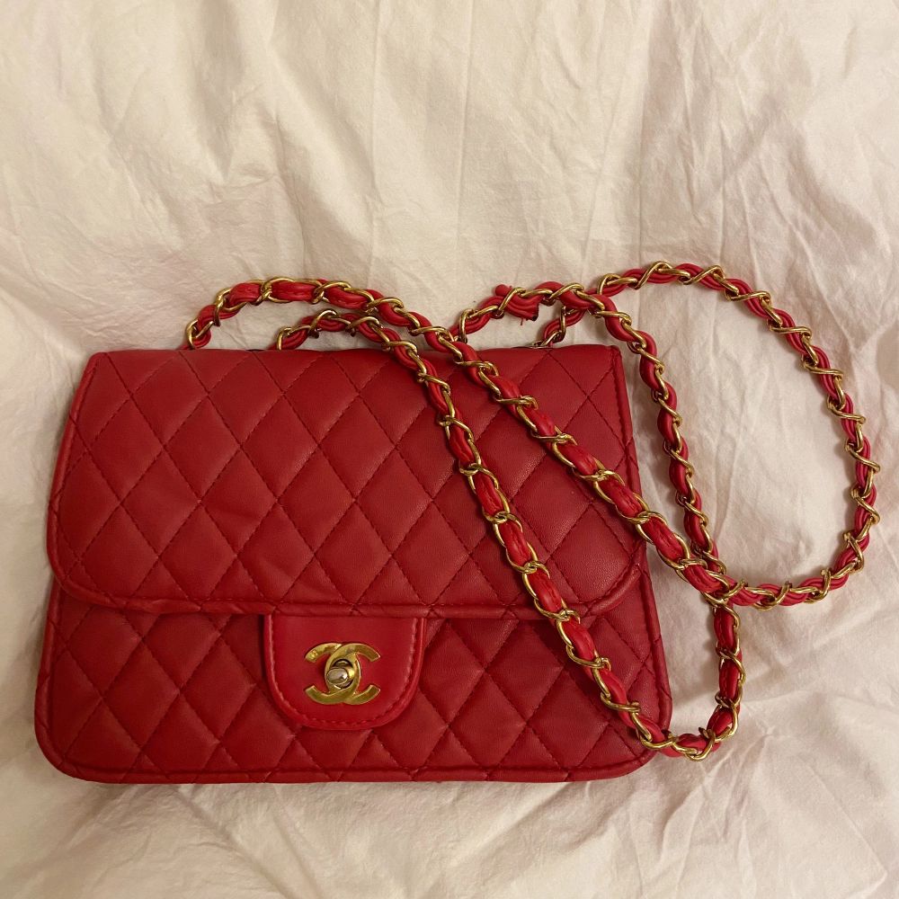 CHANEL BLACK MEDIUM DOUBLE FLAP QUILTED SHOULDER BAG Still in fashion #14 CHANEL BLACK MEDIUM DOUBLE FLAP QUILTED SHOULDER BAG Still in fashion