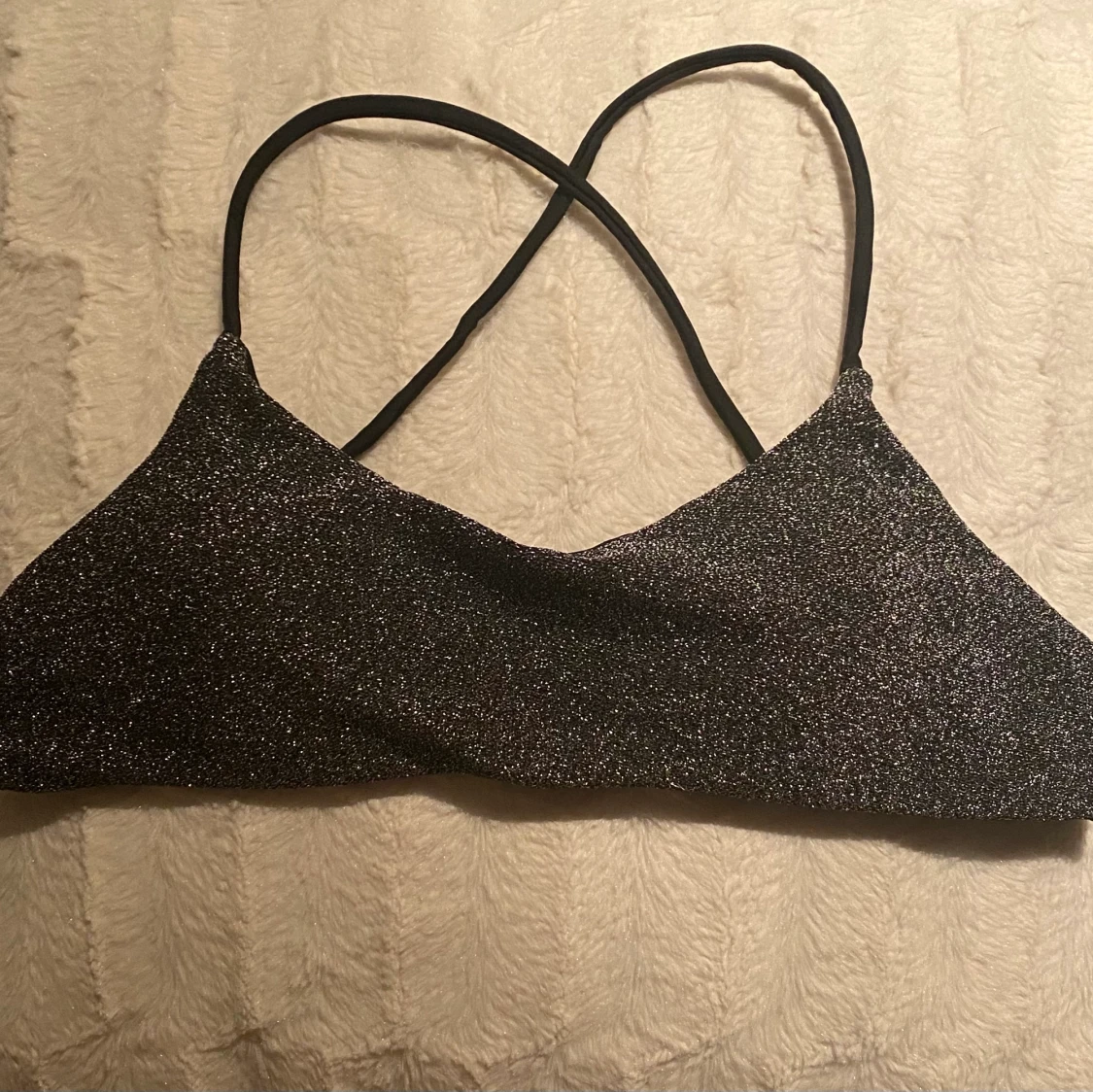 Glittrig bikiniöverdel  - 90