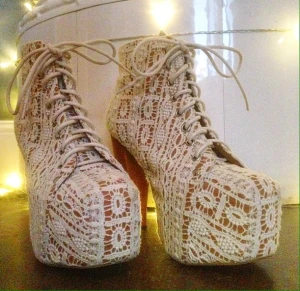  - Nypris 1 595 kr
Jeffrey Campbell som nya använda en gång! Supersköna och snygga! 👠✨