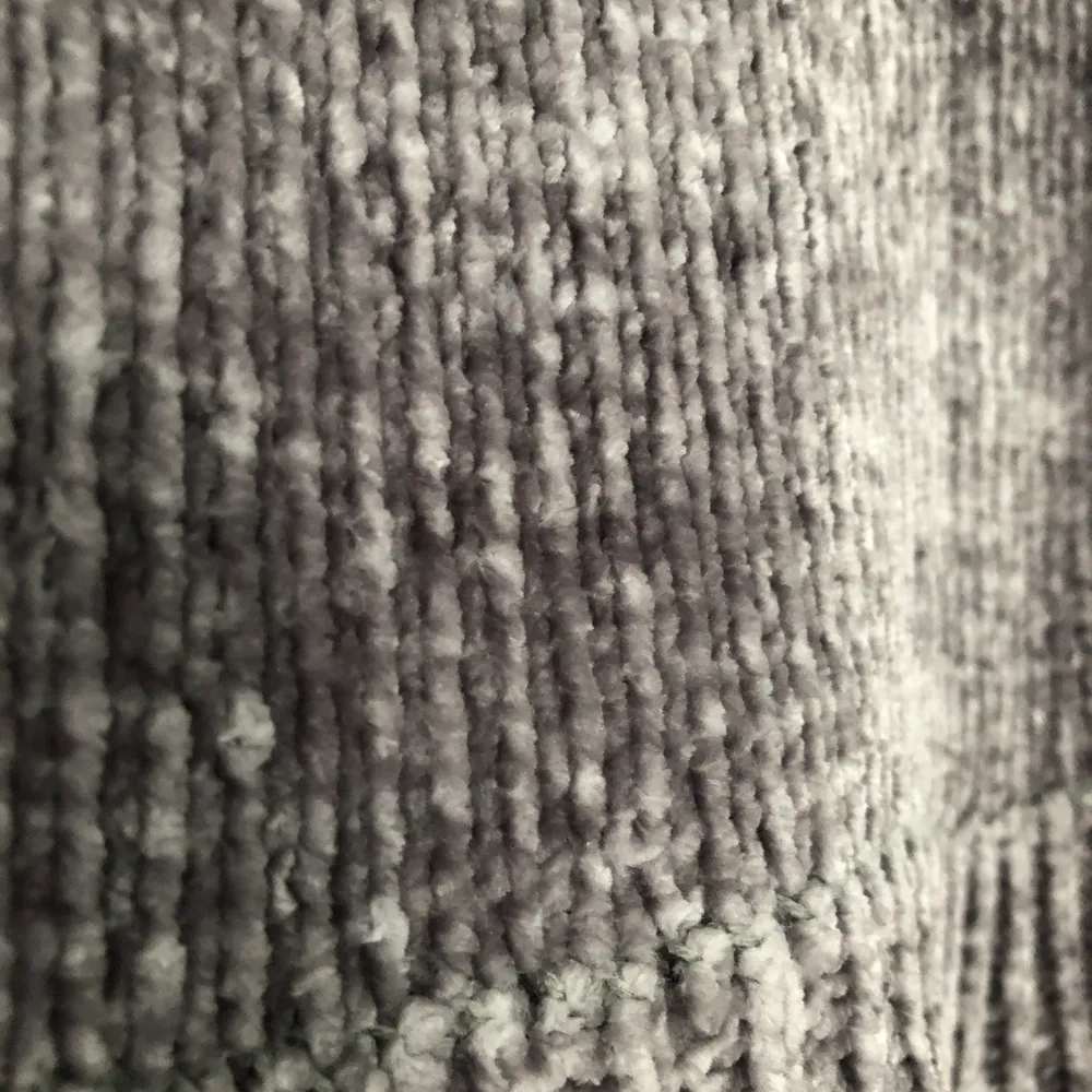 Grå tröja jätteskönt material i storlek M från Love Knitwear. . Tröjor & Koftor.