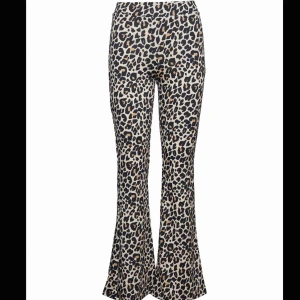  - Frakt INRÄKNAT!  Kollar ifall någon vill köpa innan jag skickar tillbaka. Dom är slutsålda 