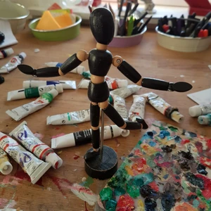 Modelldocka - Fin liten referensfigur för konstnärligt bruk :) 