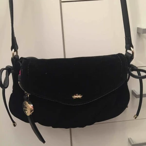 Small - Juicy couture väskan köpt i USA.
