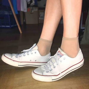  - Härliga, låga converse! I bra andrahands skick! 