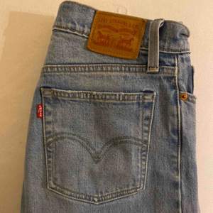 Levis jeans 101 cropped 