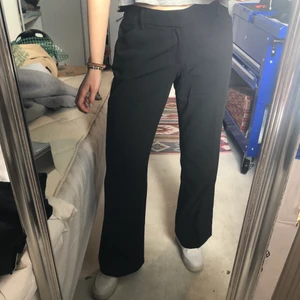 Kostymbyxor  - Perfekta kostymbyxor från GAP. Vet ej storlek men skulle säga 38-40. Fri frakt. 