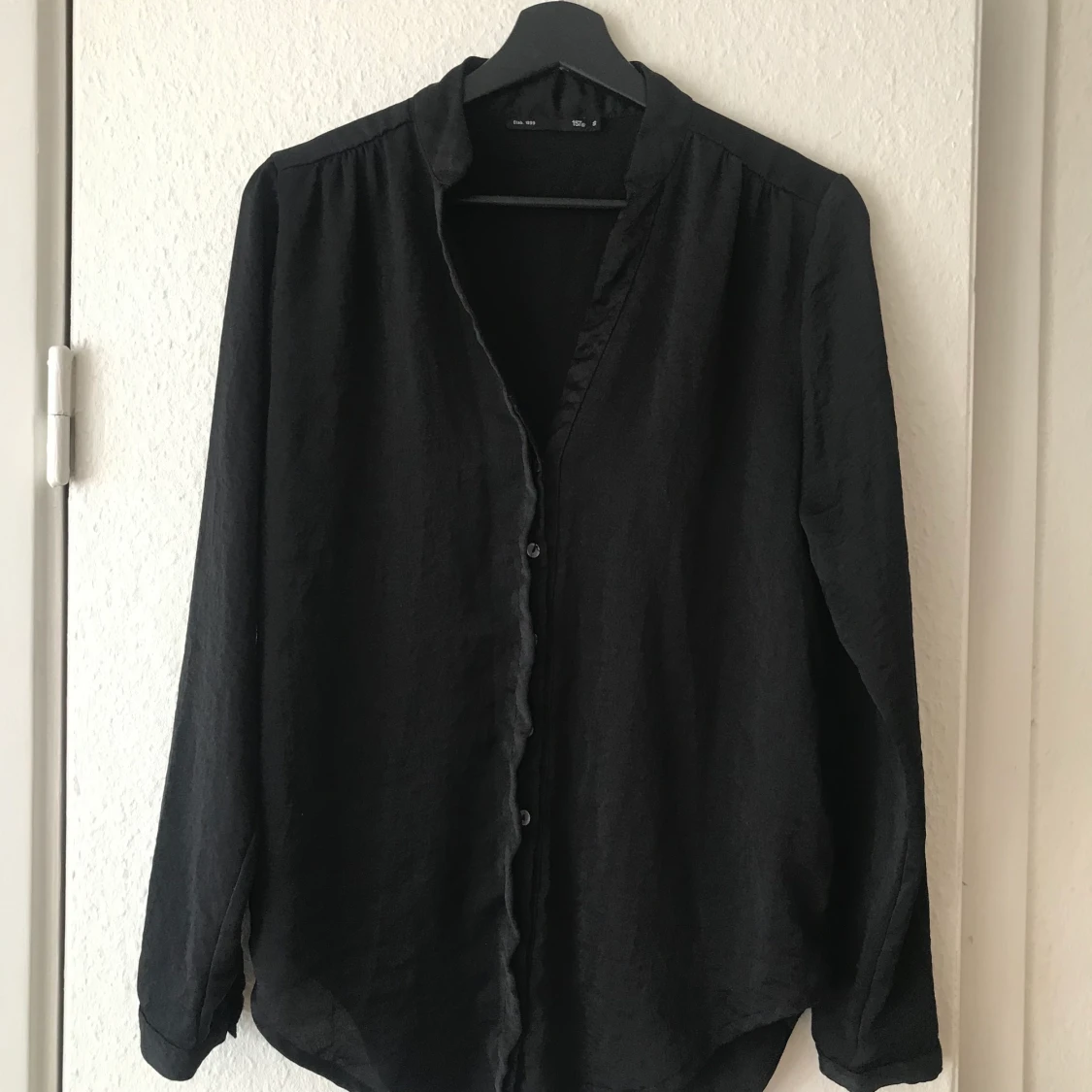 Svart lång blus - 91