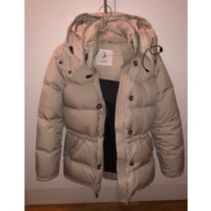 Boomerang jacka - Boomerang jacka i storlek xs, passar även S för den är stor i storleken. Frakt tillkommer.