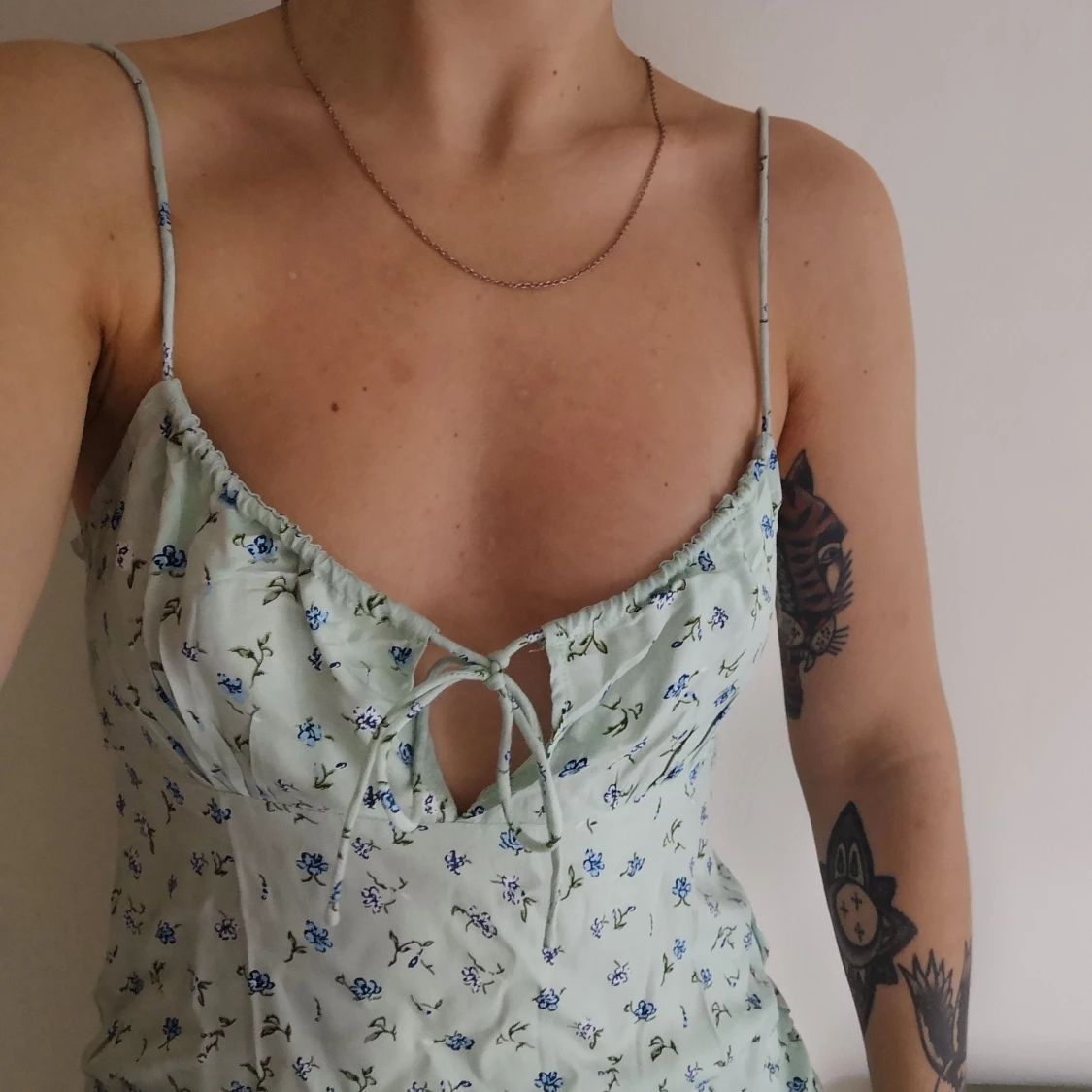 Floral dress från Motel