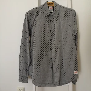  - Kan mötas i Stockholmstrakten alternativt betalar köparen för frakten