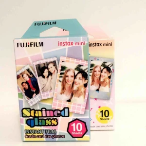  - Två stycken paket med film till instax mini 7,8 och 9. De är oöppnade och inköpta för en vecka sedan. Det håller i ett och två år till (se bild nr 2). De kostar 100kr st+frakt eller 250kr för båda inklusive frakt. Hör gärna av er!