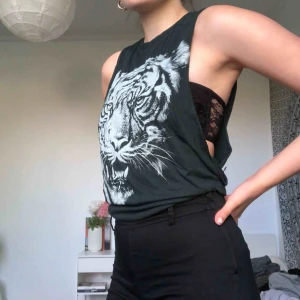  - Supersnyggt linne ifrån Brandy Melville 💕