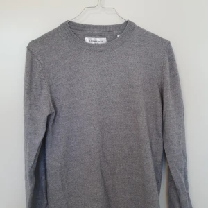 Lindbergh tröja - Lindbergh tröja original pris 600kr mitt pris 300kr + leverans