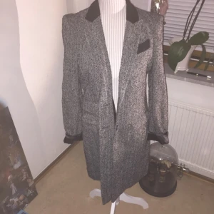  - Snygg retro kappa från warehouse