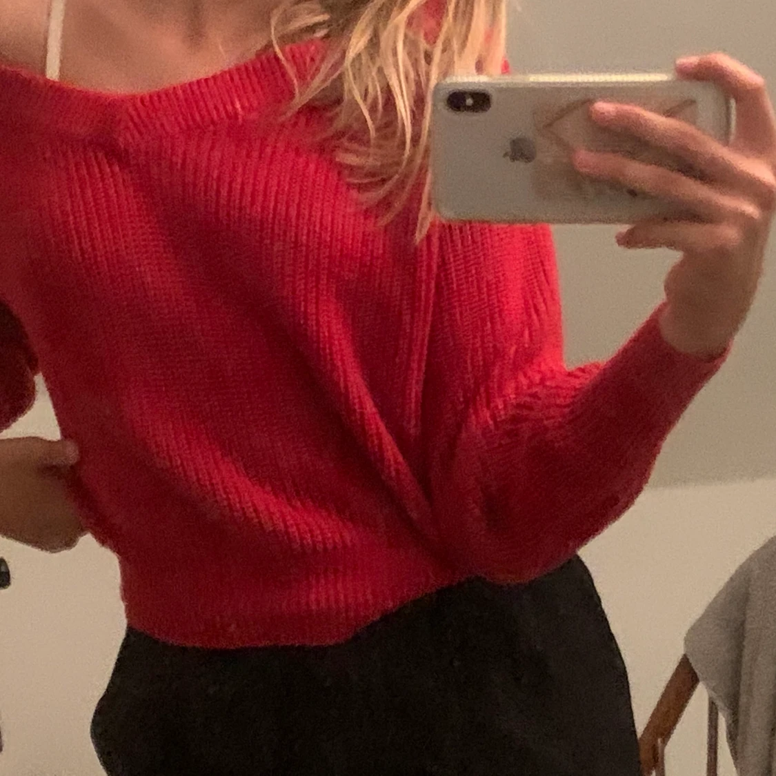 Fin röd stickad tröja☺️ - 90