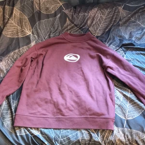 Quiksilver sweatshirt - Quiksilver sweatshirt som är ca 15 år gammal