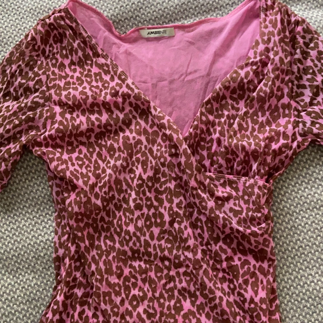 Söt figursydd topp  - 90