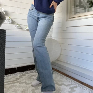 90’s jeans  - Fina moderna jeans, säljer för jag har alldeles för mycket jeans just nu 