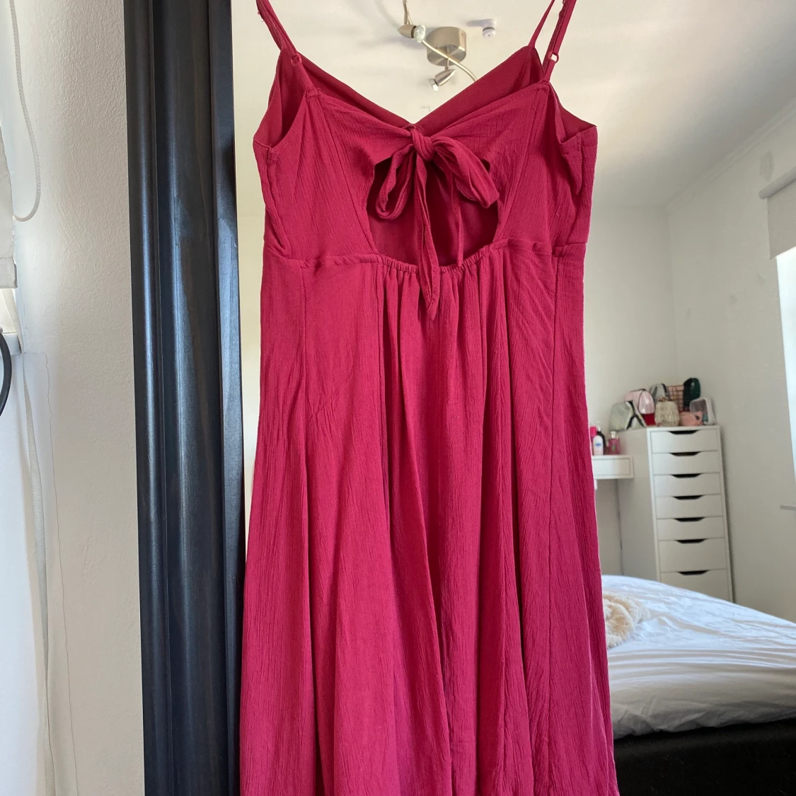 Vinröd klänning - 90