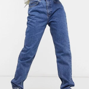 Jeans - Jeans i W30, säljes pga att de inte passar mig