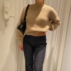 Sjukt snygg kofta  - Perfekt till vinter/höst, mysig och snygg! 