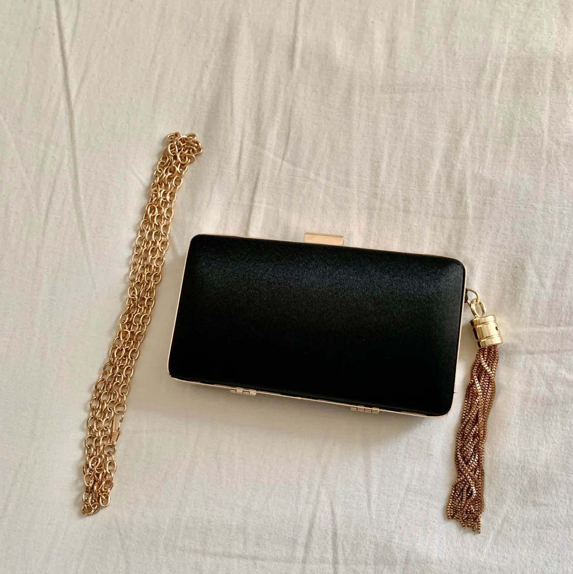 Svart/guld clutch väska - 91