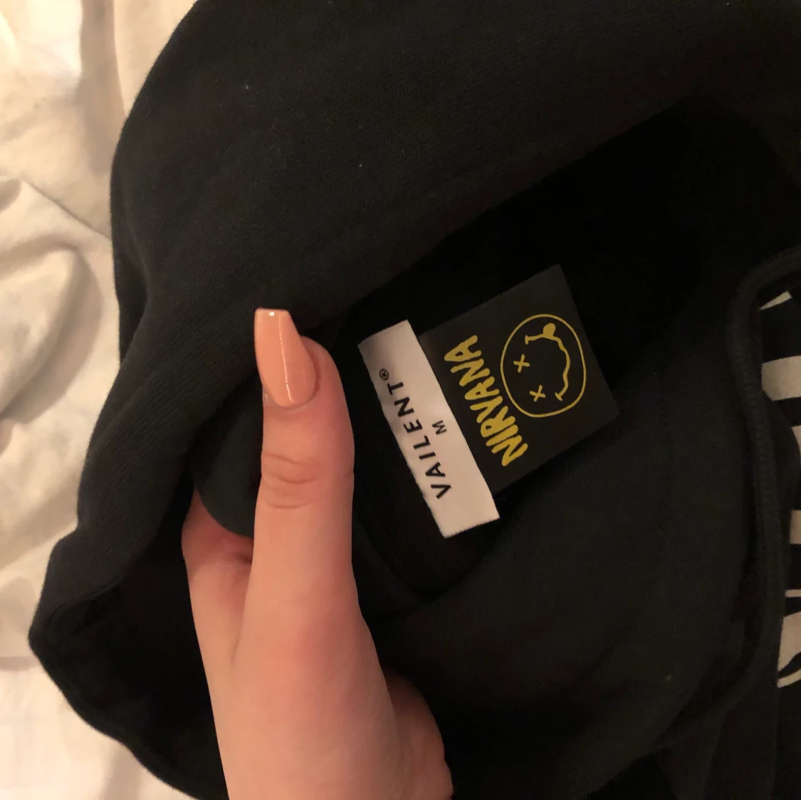 Nirvana Hoodie! - 90