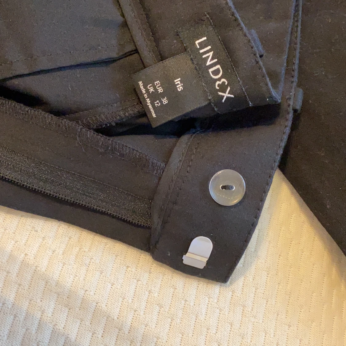 Kostymbyxor strl 38 - 91