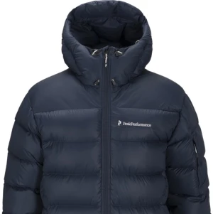 Peakjacka Frost Down blå herr Strlk S - Säljer min peak dunjacka som är använd en vinter. Väldigt fint skick. Djur och rökfritt hem. Storlek S - herr