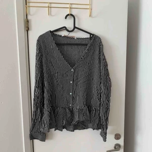  - Blus från Zara