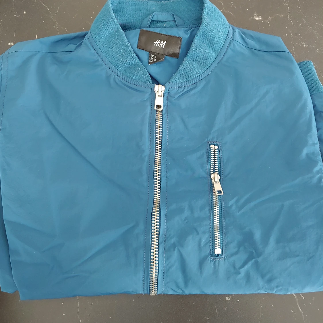 Blå vårjacka strl M