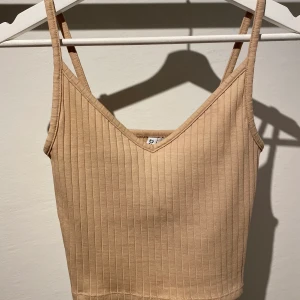 Topp - Skönt material och stretchig 