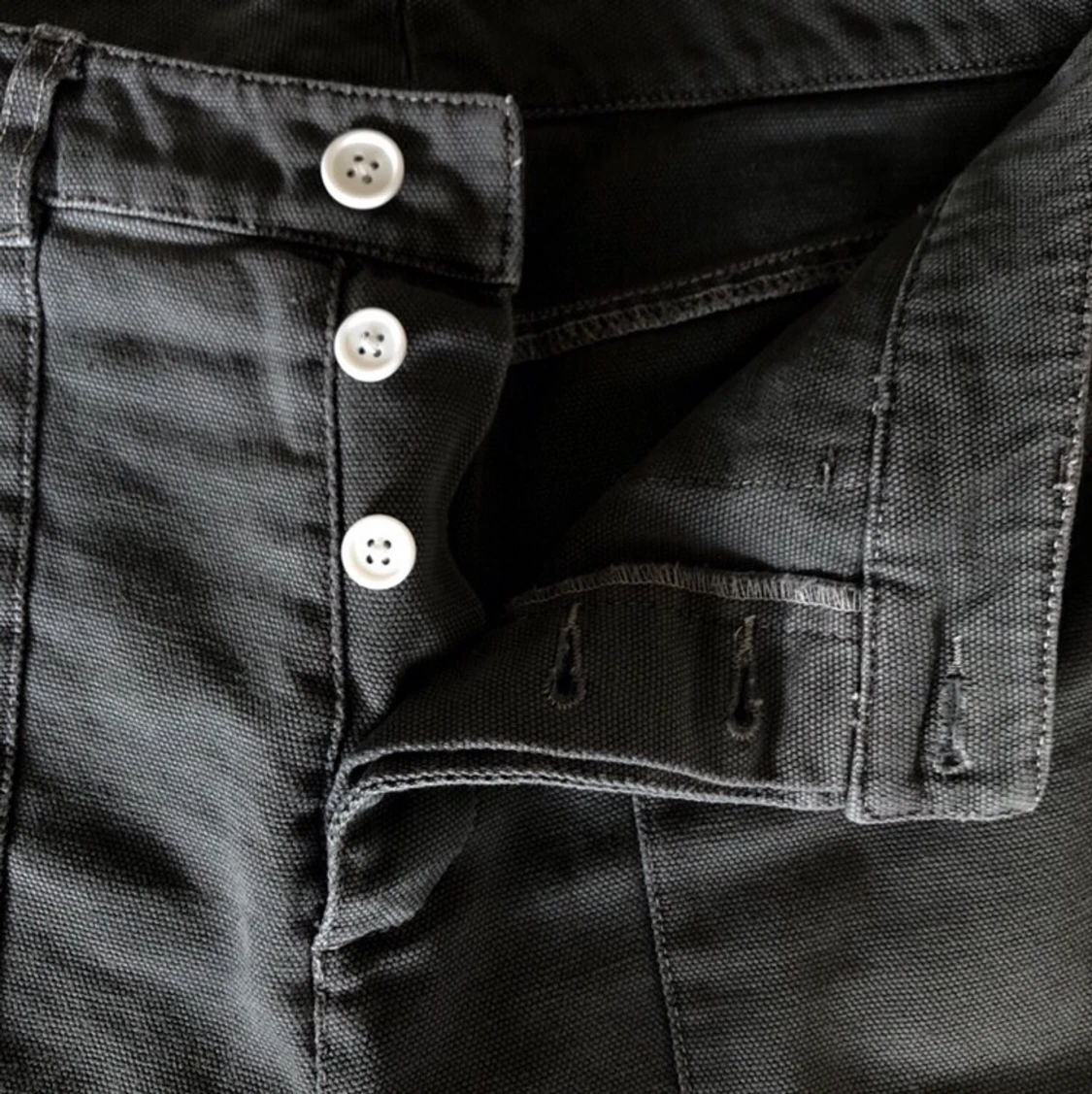 Grå byxor i storlek 30 - 91