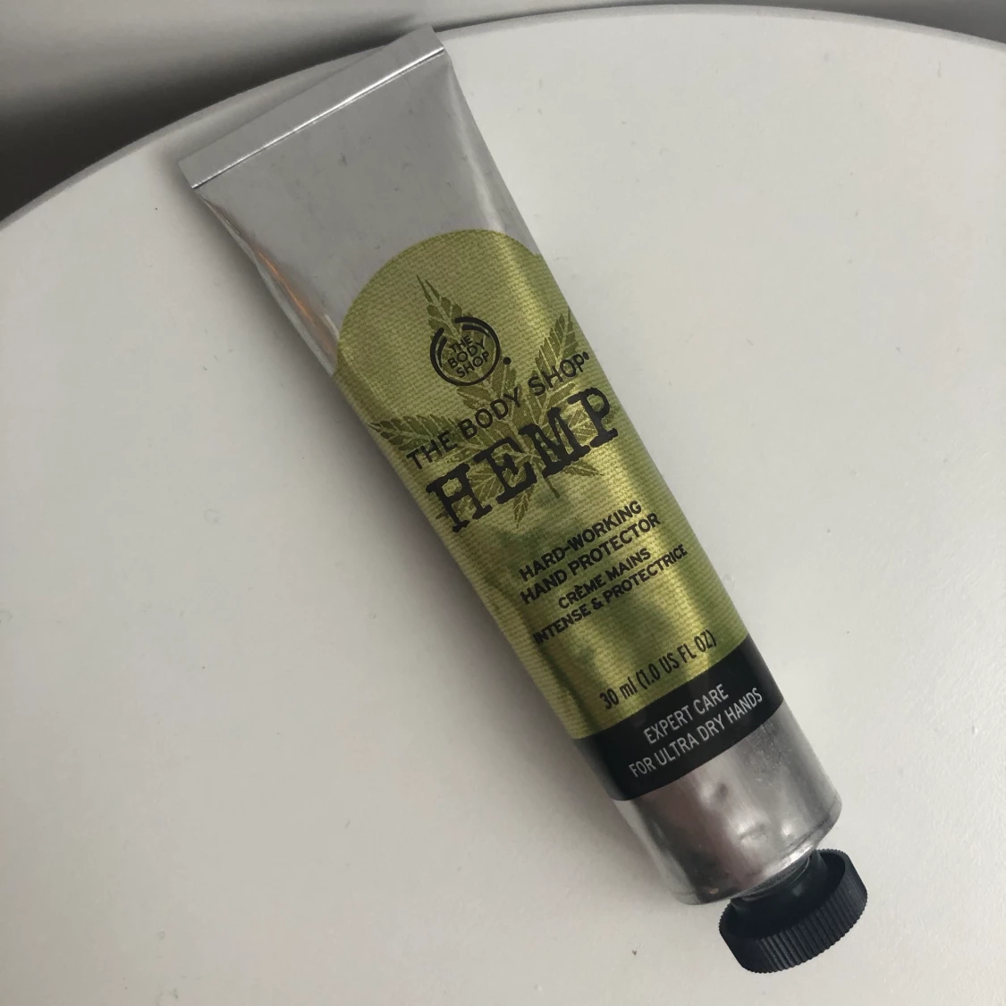 The Body Shop handkräm ’hemp’ - 91